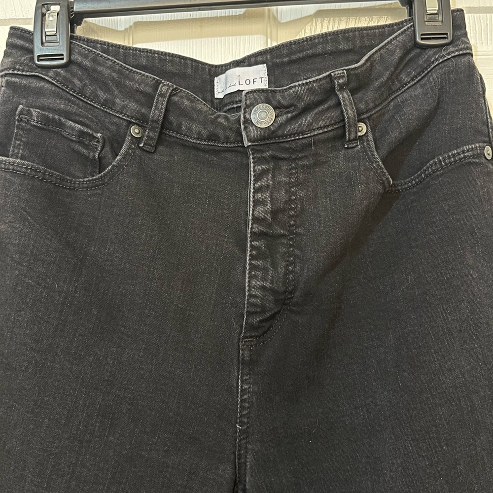 LOFT Women's Classic Black Skinny Jeans - Picture 2 of 3